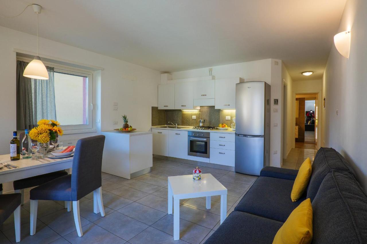 Residence Girasole Casa Rossa A Колико Экстерьер фото