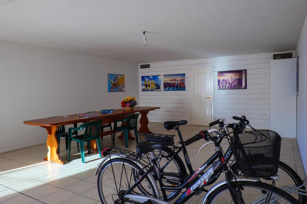 Residence Girasole Casa Rossa A Колико Экстерьер фото